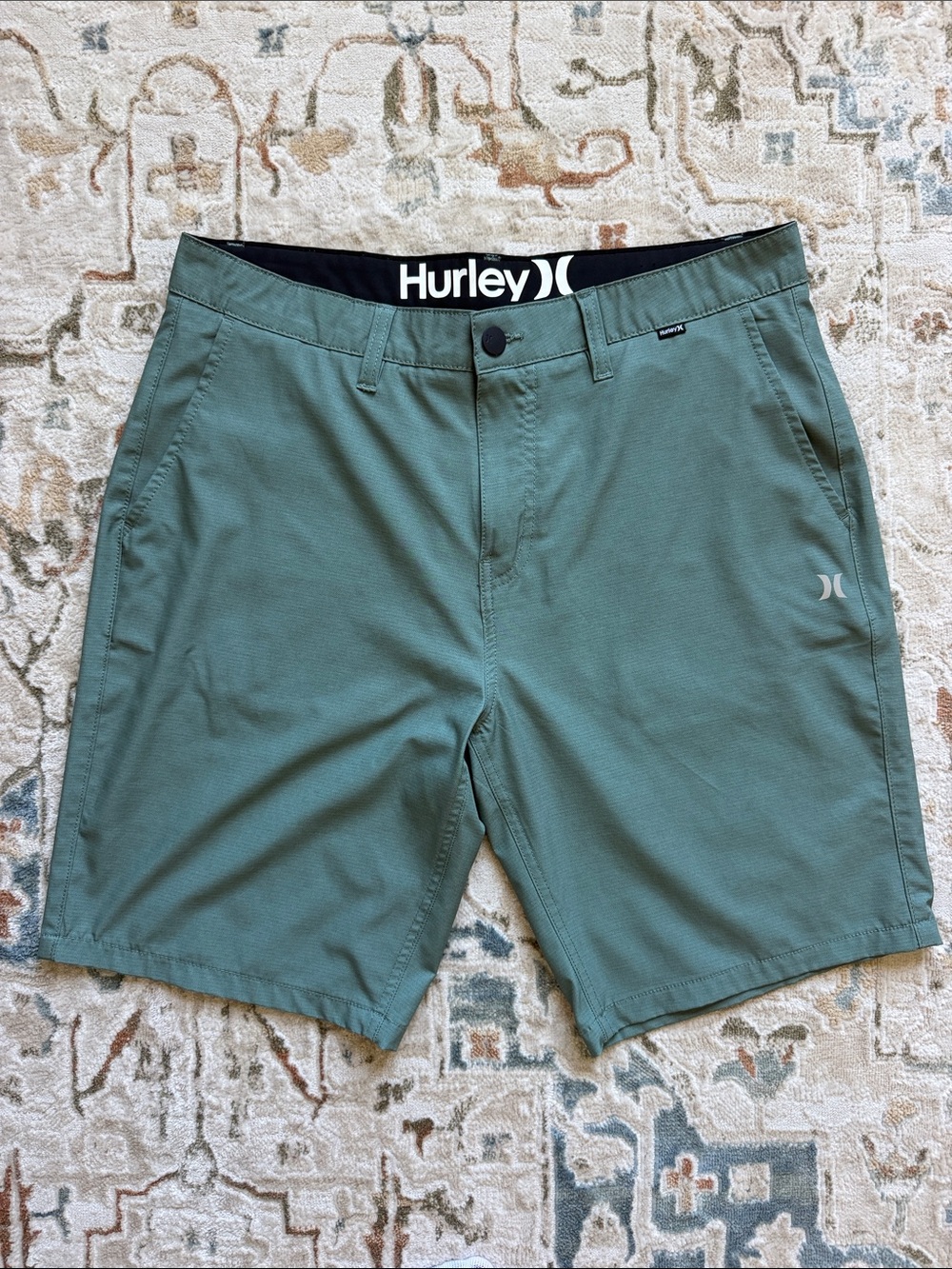 Hurley Men's Teal Green Hybrid Shorts size 34